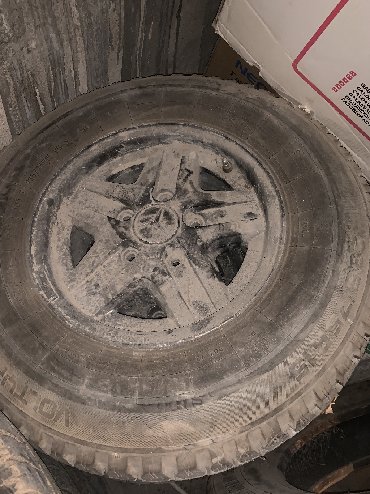 mersedes diski teker: 5 bolt r15 disk teker satilir . Mercedes modeline daha uygundur. Cati