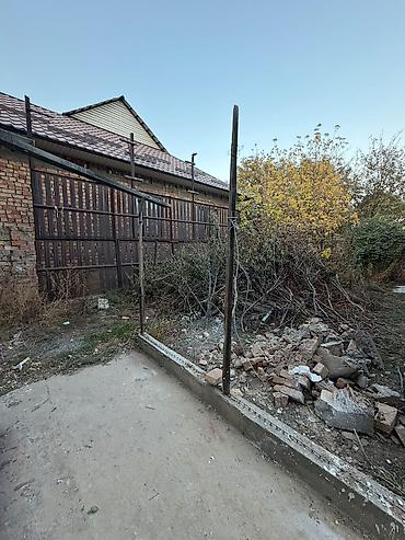 посредники: 3 комнаты, 55 м², 2 соток, Бишкек, Красный Строитель ж/м Собственник — 7