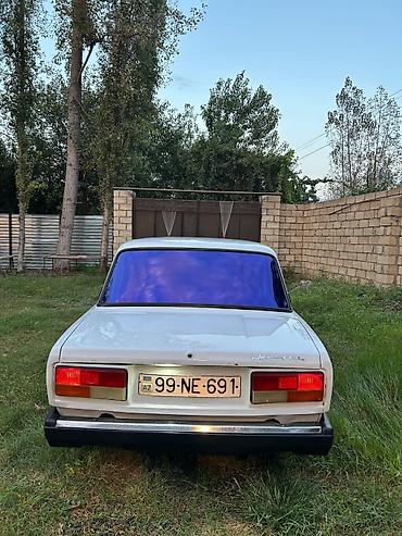 lada kalina: VAZ 2107 sedan – ağ rəng, 4 qapı, arxaötürücülü klassik model — 4