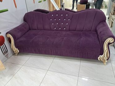 Salon masaları: Divan