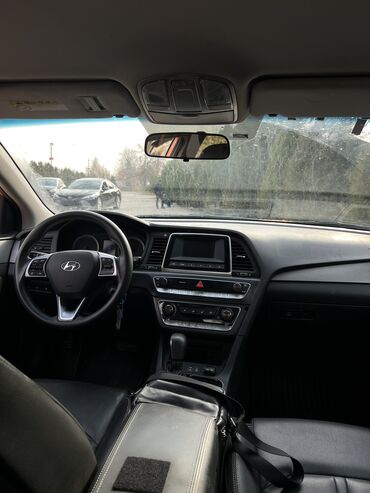 Hyundai: Hyundai Sonata: 2019 г., 2 л, Типтроник, Газ, Седан at lalafo.kg — 9 Hyundai: Hyundai Sonata: 2019 г., 2 л, Типтроник, Газ, Седан — 9