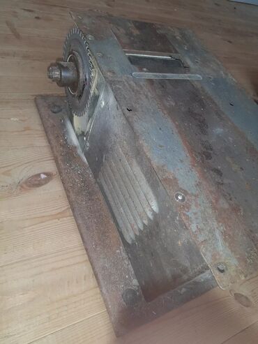 Digər mişarlar: Masaüstü dairəvi mişar qurğusu (özəl yığım) - Metal karkaslı — 21