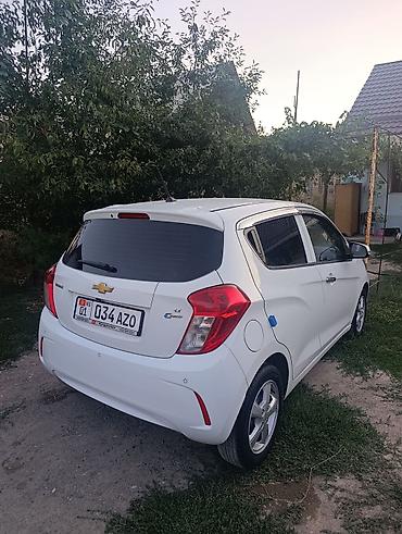 rd 1: Chevrolet Spark: 2018 г., 1 л, Вариатор, Бензин, Хэтчбэк — 4