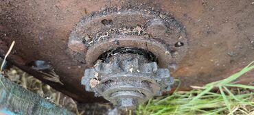 Ostali alati i mašine: Двостубна ауто дизалица, носивости 2.5т. 2015 је годиште. Рађена је у — 24