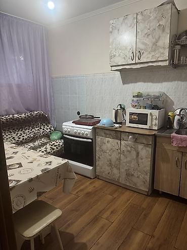 Батирлерди ижарага берүү: 1‑комнатная квартира Планировка и метраж: - Просторная комната — 2