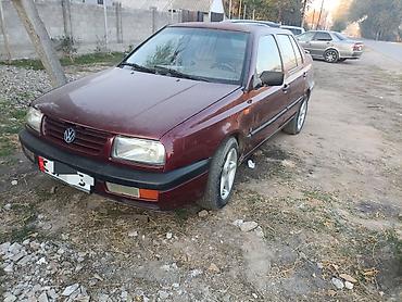 вента бампер: Volkswagen Vento: 1993 г., 1.8 л, Механика, Бензин, Седан — 2