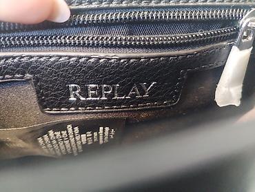 Putni koferi i torbe: Replay torba – kao nova - Model: mali crossbody/večernji format - — 8