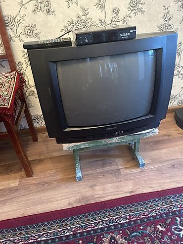 tv box nədir: Kineskop (CRT) televizor + rəqəmsal tuner dəsti Məhsulun tərkibi: - — 3