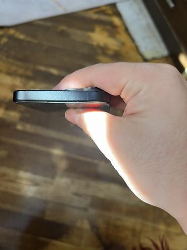quba iphone: IPhone 15, 128 GB, Qara, Simsiz şarj — 5
