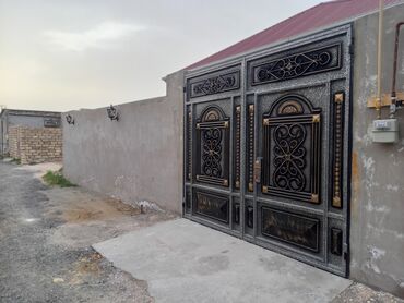 makler in Azərbaycan | EVLƏRIN SATIŞI: 250 kv. m, 3 otaqlı, Kombi