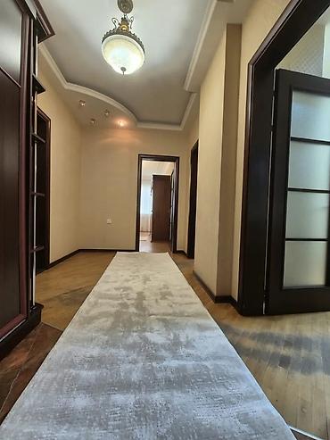 babek: Xətai metrosu yaxınlığında, Babək plazanın yanında 18 mərtəbəli — 7