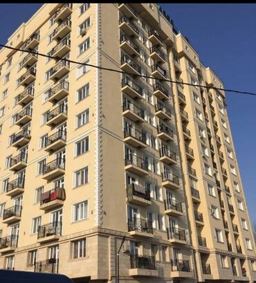 1 комнатная квартира пишпек: 1 комната, 40 м², Элитка, 4 этаж