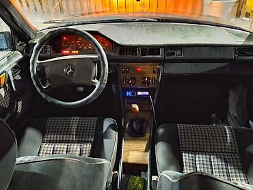 Mercedes-Benz: Mercedes-Benz W124: 1988 г., 2.3 л, Механика, Бензин, Седан — 5