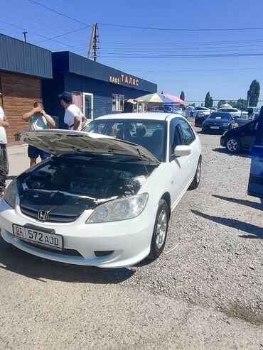 Honda: Honda Civic: 2003 г., 1.5 л, Автомат, Бензин, Седан