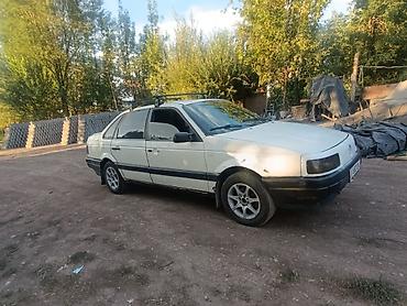 Продажа авто: Volkswagen Passat: 1991 г., 1.8 л, Механика, Бензин, Седан — 3