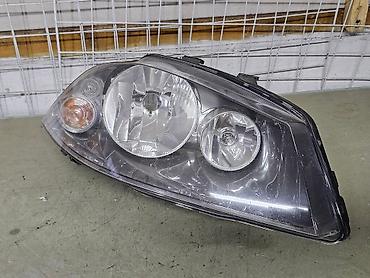 Передние фары: Передняя правая фара Seat 2005 г., Б/у, Оригинал, Германия — 9