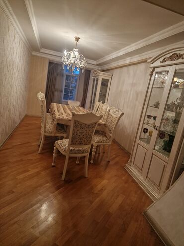 Uzunmüddətli kirayə mənzillər: Geniş və işıqlı mənzil – klassik üslubda tam mebel və texnika ilə — 12