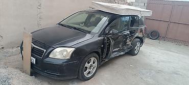 рекс rex: Toyota Avensis универсал (T25), черный цвет. - Кузов: 5-дверный — 3
