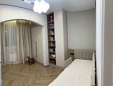 парковочные: 3 комнаты, 84 м², Технопарк 106 серия улучшенная, 4 этаж, Дизайнерский ремонт — 9