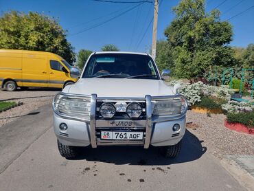 машина фит ош: Mitsubishi Pajero: 2003 г., 3 л, Автомат, Газ, Внедорожник