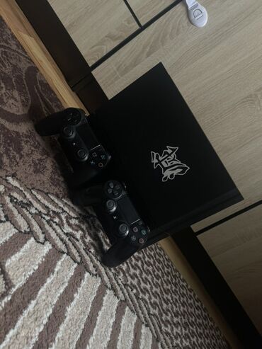 домашний компьютер игровой: Игровая консоль Срочно срочно срочно продаю ps4 fat на 500 гб памяти