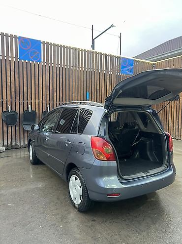 Toyota: Toyota Corolla Verso: 2004 г., 1.6 л, Механика, Бензин — 8