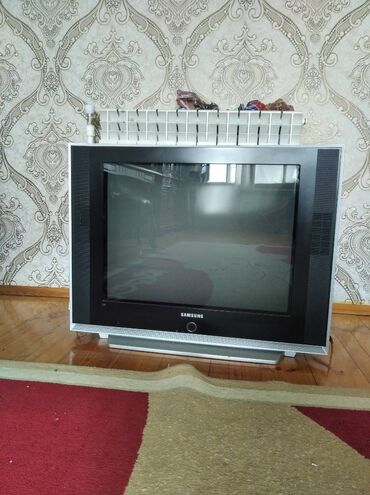 samsung tv 82 ekran qiymeti: Samsung tv boyuk duz ekrandi isdeyir .artiqdi deye satilir isteyen