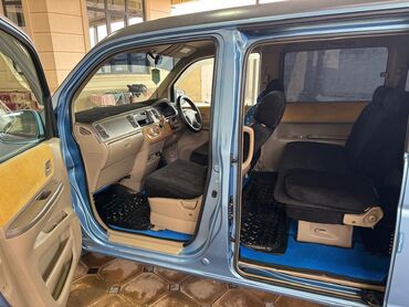 Honda: Honda Stepwgn: 2003 г., 2 л, Минивэн — 19