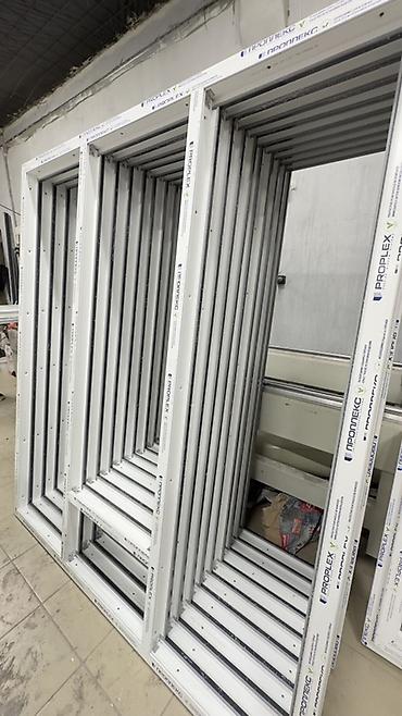 сушилка для белья на окно: Пластиковое окно на заказ, Тип окна: Витражные, Мансардные, Панорамные, Бесплатная установка, В рассрочку — 1