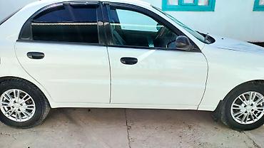 делика дизел: Daewoo Lanos: 1999 г., 1.6 л, Механика, Бензин, Седан — 3