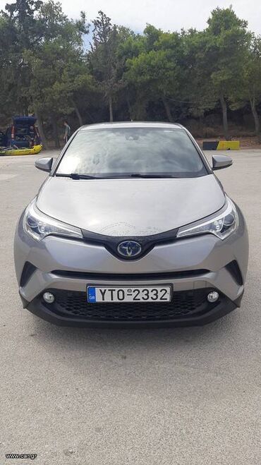 Toyota: Toyota C-HR: 1.8 l. | 2019 έ. SUV/4x4 — 2