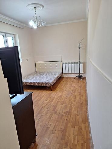 Həyət evləri və villalar: Əmircan qəs. 1 otaqlı, 50 kv. m, Kredit yoxdur, Orta təmir — 2