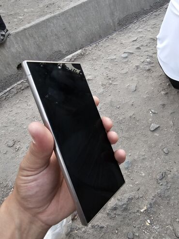 фризер для мороженое: Samsung Galaxy S24 Ultra, Колдонулган, 256 ГБ, түсү - Күмүш, 1 SIM, eSIM