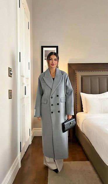 louis vuitton jakna: 6.800 din
S M L e6 — 2