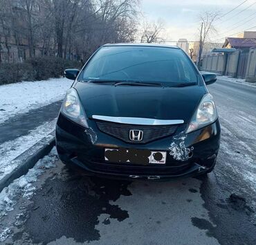 Honda: Honda Fit: 2008 г., 1.3 л, Вариатор, Бензин, Хэтчбэк