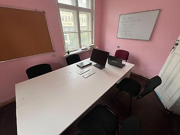 kiray: ELMLƏR AKADEMİYASI METROSUNUN ÇIXIŞINDA OFİS İCARƏYƏ VERİLİR 📍 Elmlər — 2