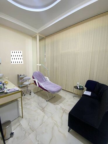 Digər kommersiya daşınmaz əmlakı: Nəsimi rayonu, Rəşid Behbudov küçəsində Biznes mərkəzinin 1-ci -da lalafo.az — 5 Digər kommersiya daşınmaz əmlakı: Nəsimi rayonu, Rəşid Behbudov küçəsində Biznes mərkəzinin 1-ci — 5