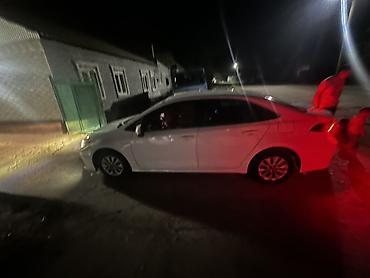 Продажа авто: Toyota Corolla: 2021 г., 1.8 л, Гибрид, Седан — 3