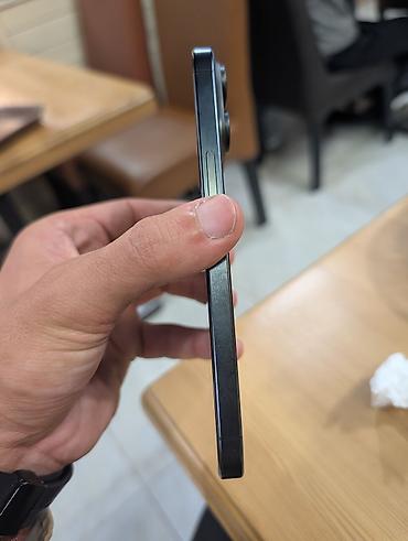 panasonic gh4: IPhone 15 Pro Max, Б/у, 256 ГБ, Black Titanium, Чехол, 91 % — 4