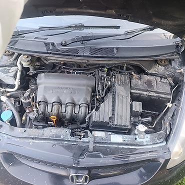 volkswagen golf v: Honda Fit: 2003 г., 1.3 л, Автомат, Хэтчбэк — 5