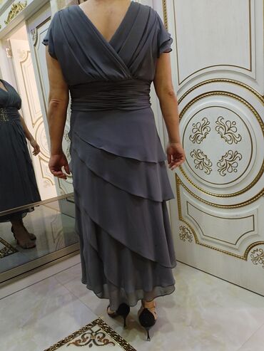 Ziyafət donları: Zərif tünd-boz rəngli ziyafət/gecə paltarı - Uzunluq: midiyə yaxın — 10