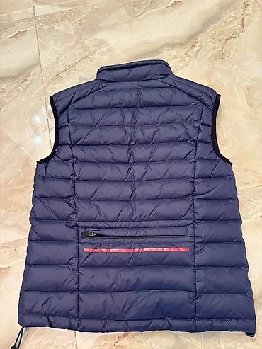 kiton kurtka: Gödəkçələr 
Biri 10 azn — 5