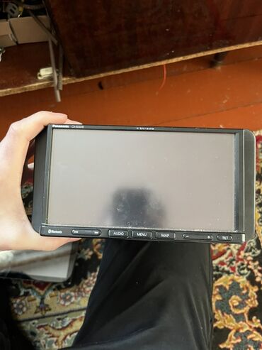 Maqnitofonlar: Maqnitol, AUX — 5