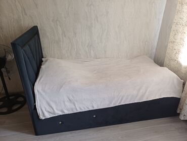 Çarpayılar: İşlənmiş, Təknəfərlik çarpayı, Matras ilə, Azərbaycan
