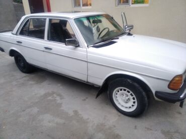 мерседес 2 2: Mercedes-Benz 230: 1979 г., 2.4 л, Механика, Дизель