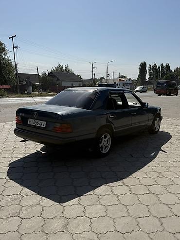 fr v: Mercedes-Benz W124: 1988 г., 2 л, Механика, Бензин, Седан — 6