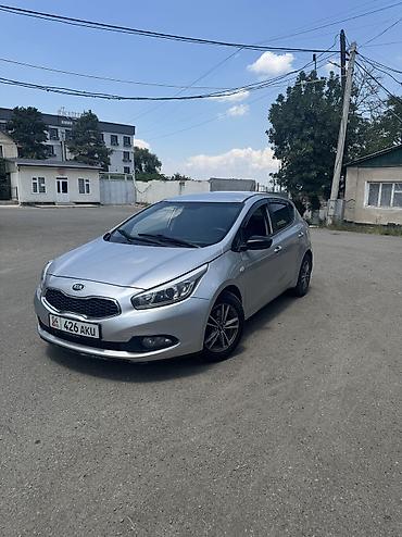 crv 2: Kia Ceed: 2013 г., 1.6 л, Механика, Бензин, Хэтчбэк — 2