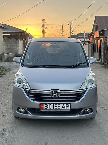 вукупка машина: Honda Stepwgn: 2005 г., 2 л, Автомат, Бензин, Минивэн — 1