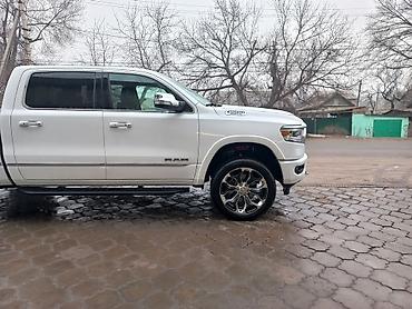 Dodge: Dodge Ram 1500: 2019 г., 5.7 л, Автомат, Бензин, Пикап — 3