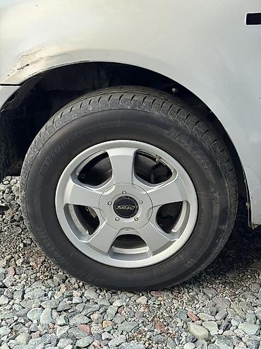 болуп: Honda Stream: 2003 г., 1.7 л, Автомат, Бензин, Вэн/Минивэн — 3